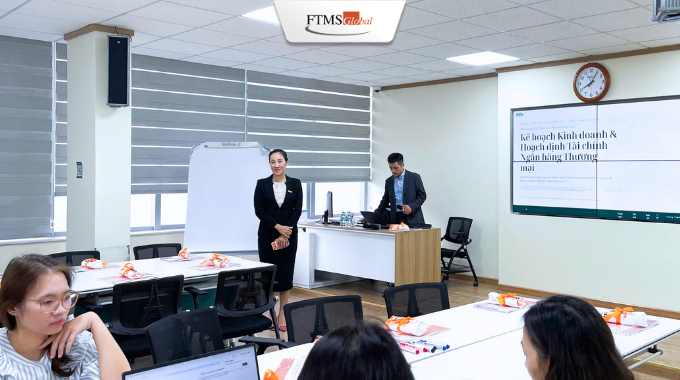 Triển khai đào tạo Inhouse | Kế hoạch Kinh doanh & Hoạch định Tài chính Ngân hàng Thương mại cho BIDV