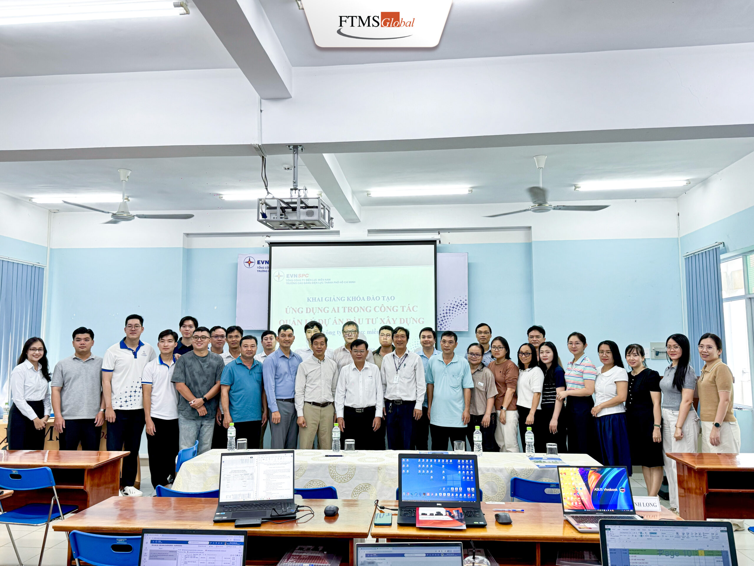 FTMS Global và EVNSPC đào tạo ứng dụng AI trong quản lý dự án đầu tư xây dựng