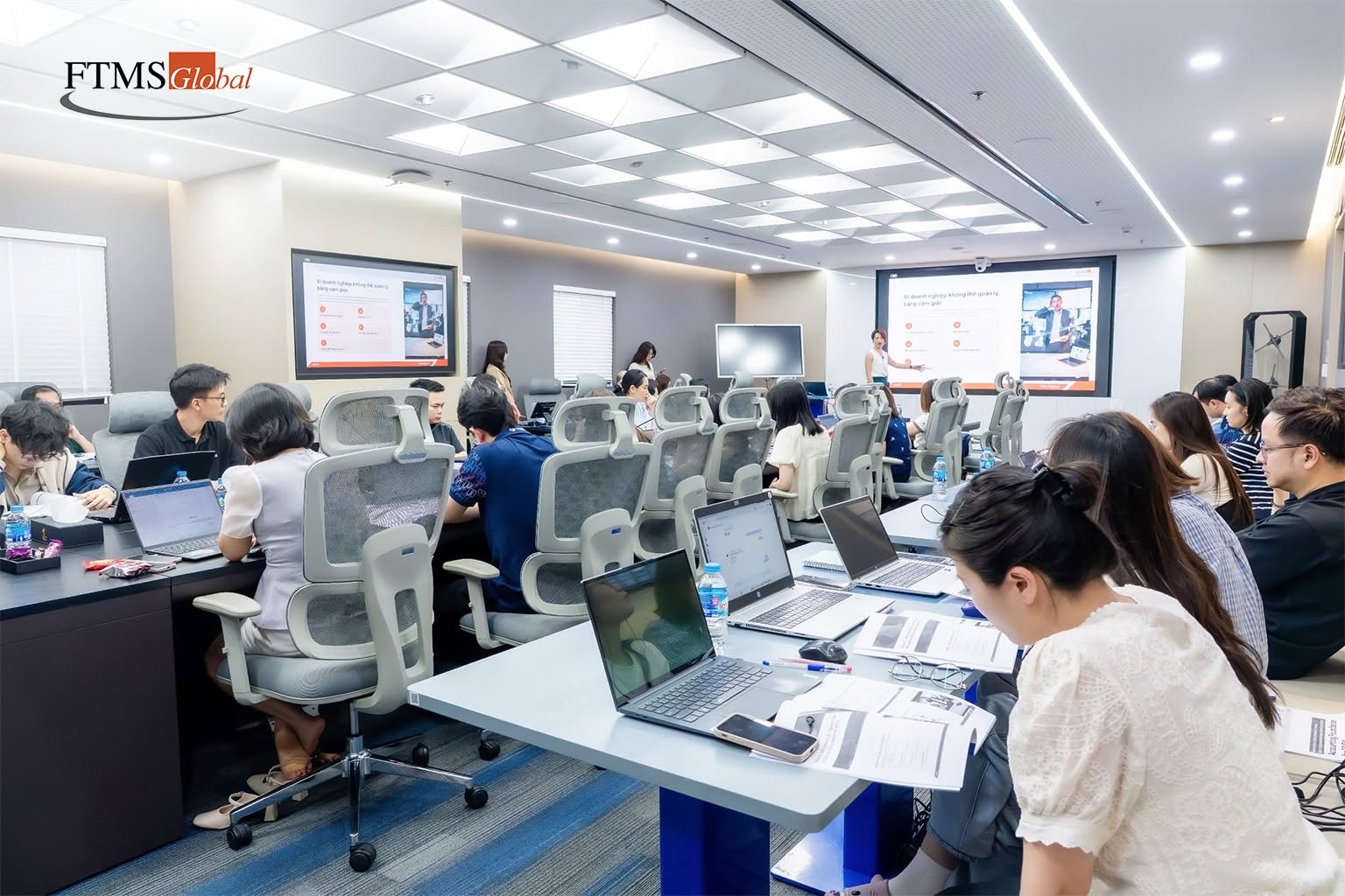 Hình ảnh lớp học Nghiệp vụ kế toán cơ bản tại VNPAY