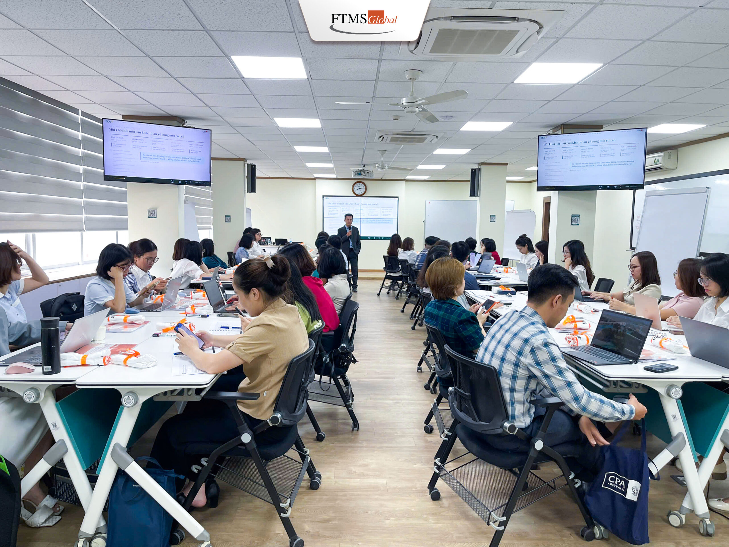FTMS Global triển khai đào tạo inhouse Kế hoạch kinh doanh và Hoạch định tài chính Ngân hàng Thương mại cho BIDV
