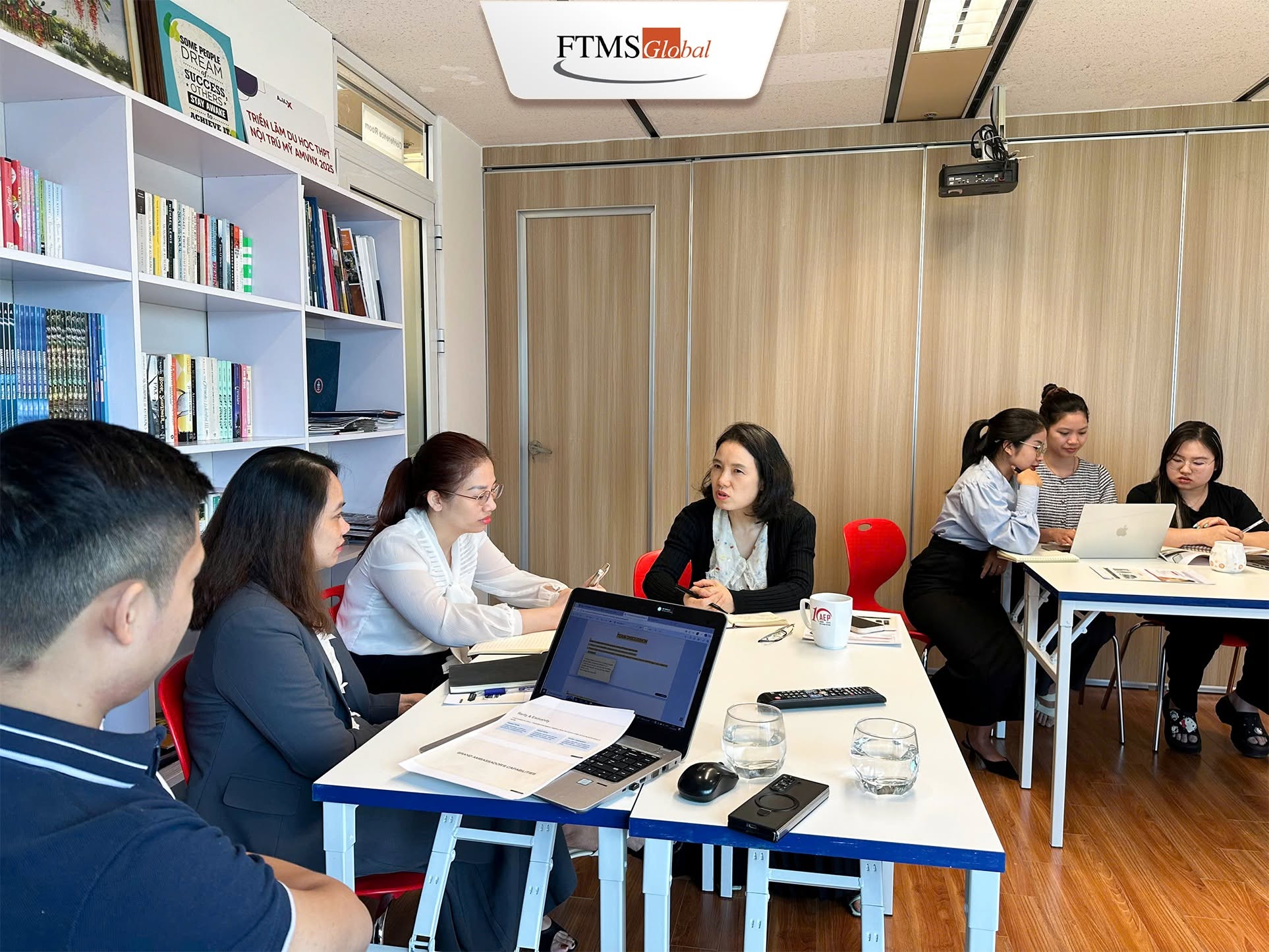 Workshop Tư duy chăm sóc khách hàng cao cấp do FTMS Global tổ chức